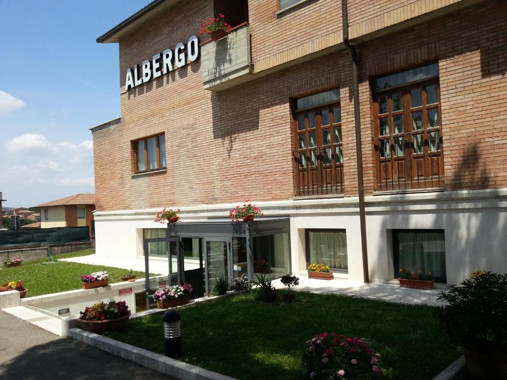 Hotel I Platani Sienne Extérieur photo