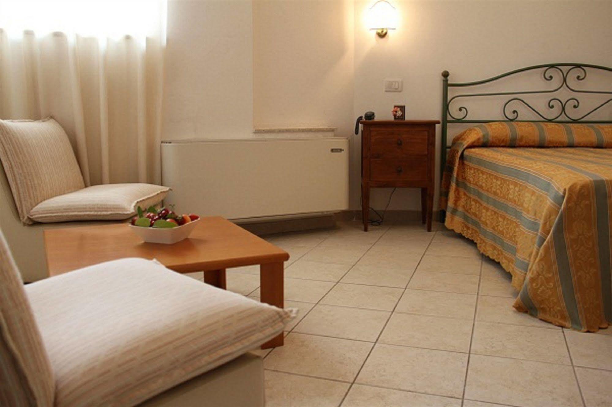 Hotel I Platani Sienne Extérieur photo
